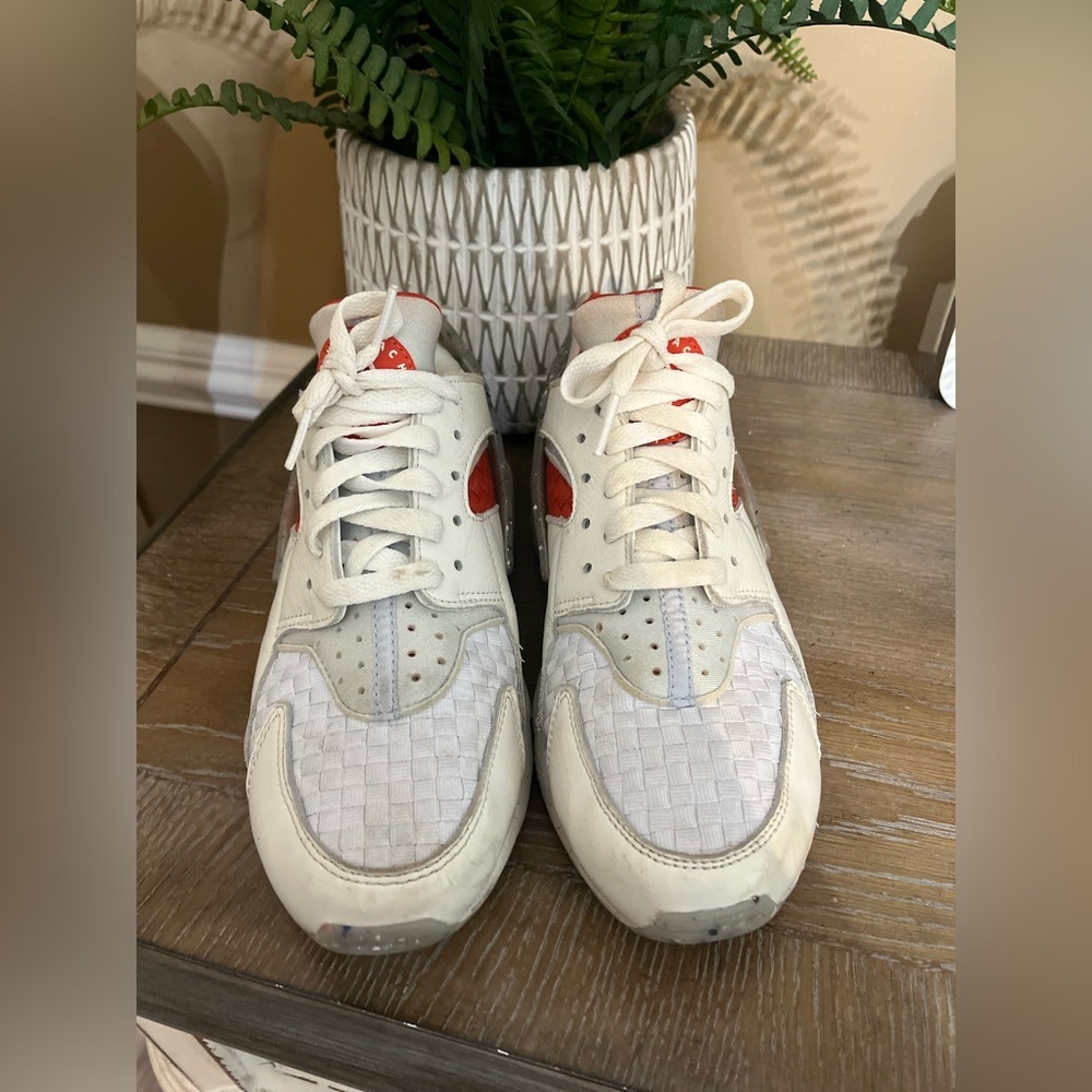 Nike Air Huarache Crater Premium White Orange Women’s‎ Size 8 - Picture 5 of 16